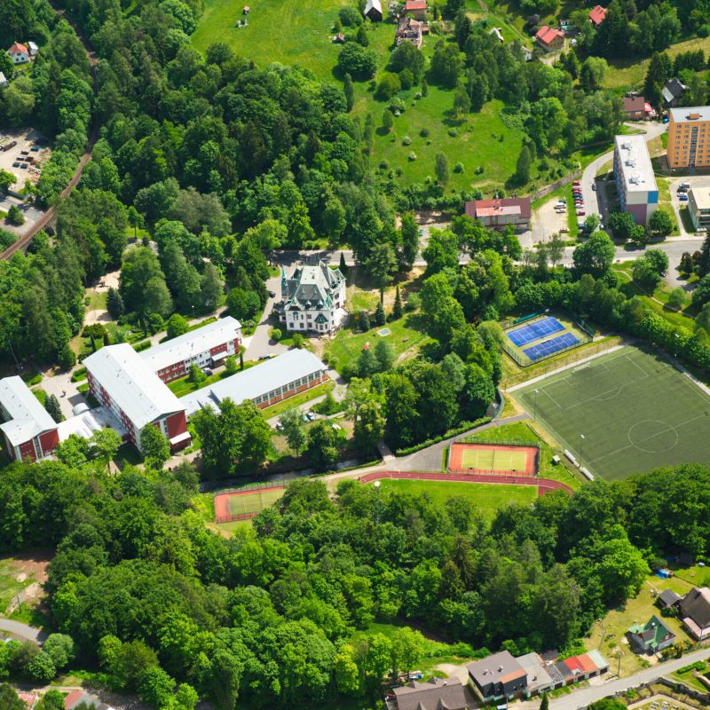 Desná-leteck8 snímek Riedelova vila